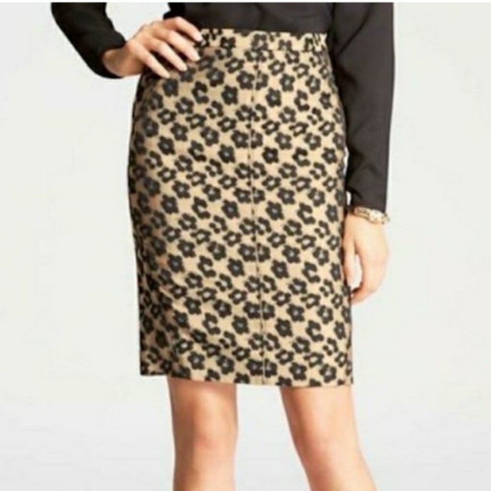Ann Taylor Black Tan Leopard Pencil Skirt